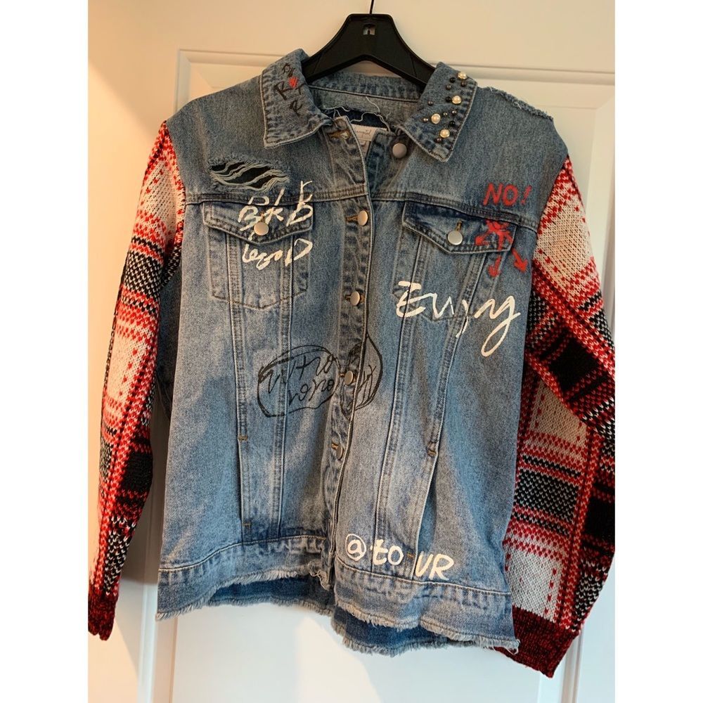 Scripted Distressed Plaid Denim Jacket Large NWT - Picture 5 of 8